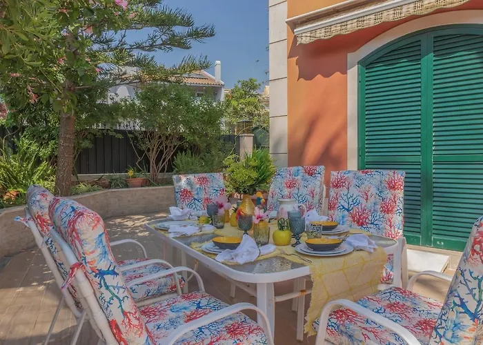 Vakantiehuis Palmtrees, Luxury Next To Quinta Da Marinha